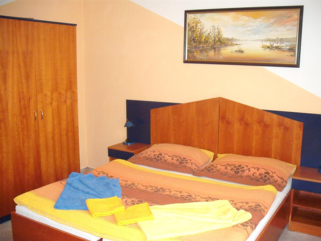 Hotel Forman Mladá Boleslav Chambre photo